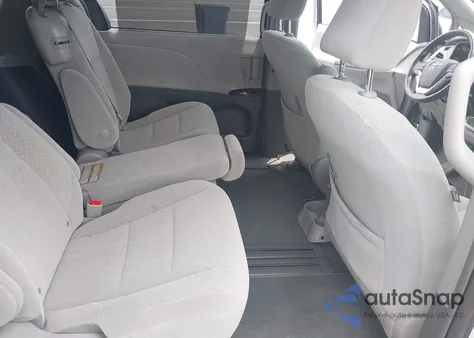 2018 Toyota Sienna Le 8 Passenger from USA, damaged, VIN 5TDKZ3DC5JS939275